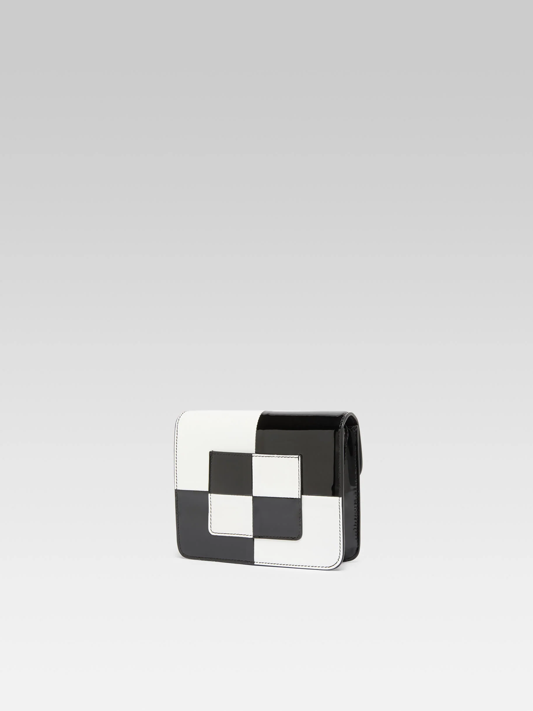 Mini Sorbonne - Sac cuir verni damier noir et blanc - Image 6